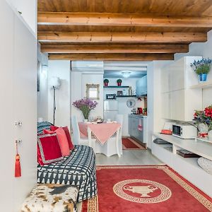 Diana Romantic Loft